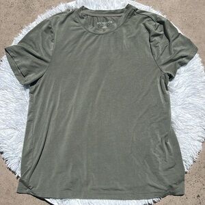 Recreation by Thread & Supply Sage Green Short Sleeve Kim Tee Size Medium